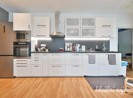 Pronájem bytu, 3+kk, 68 m²