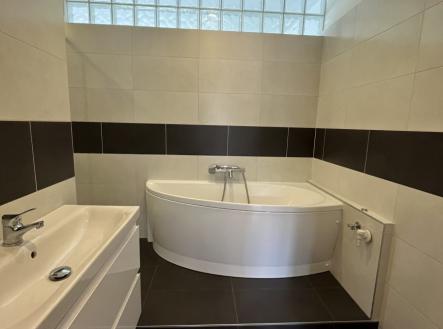 Pronájem bytu, 4+kk, 84 m² obrázek