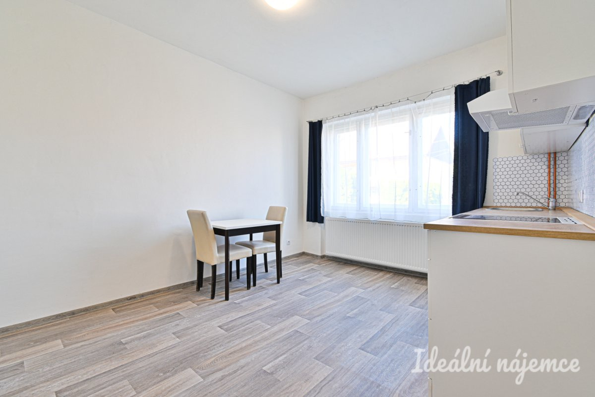 Pronájem bytu 2+1, Tyršova, Šlapanice u Brna, 23000 Kč/měs, 63 m2