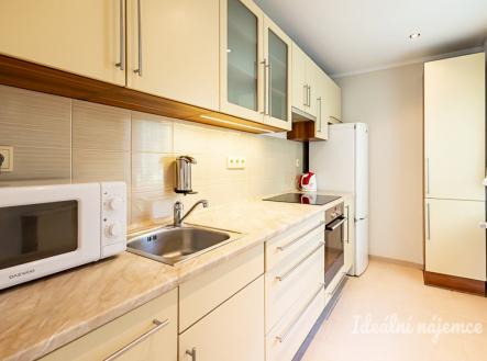 Pronájem bytu, 3+kk, 61 m²