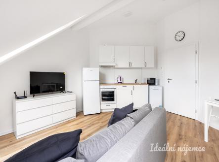Pronájem bytu, 2+kk, 56 m²