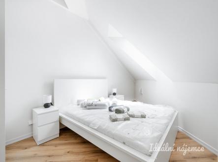 Pronájem bytu, 2+kk, 56 m²