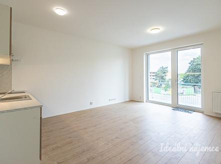 Pronájem bytu, 1+kk, 32 m²
