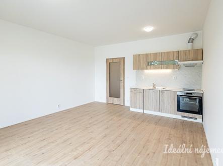 Pronájem bytu, 1+kk, 32 m²