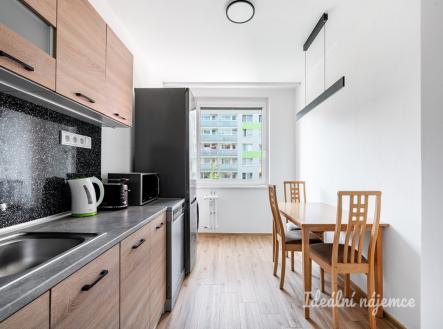 Pronájem bytu, 3+1, 76 m²