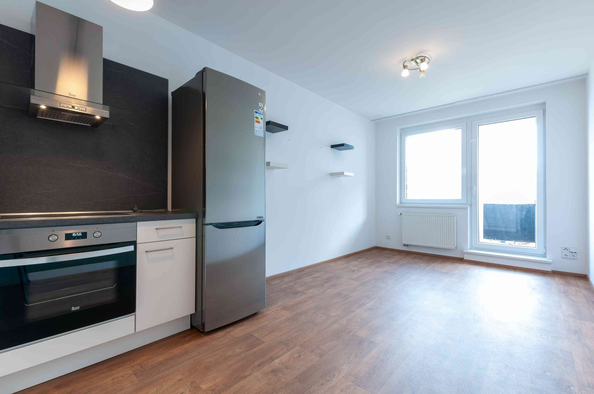Pronájem bytu 1+kk, Zakšínská, Střížkov,  16 200Kč/měs, 26 m2