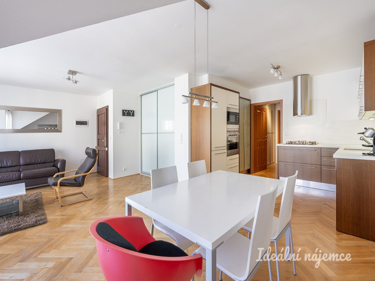 Pronájem bytu 2+kk, Francouzská, Vinohrady, 69 m2
