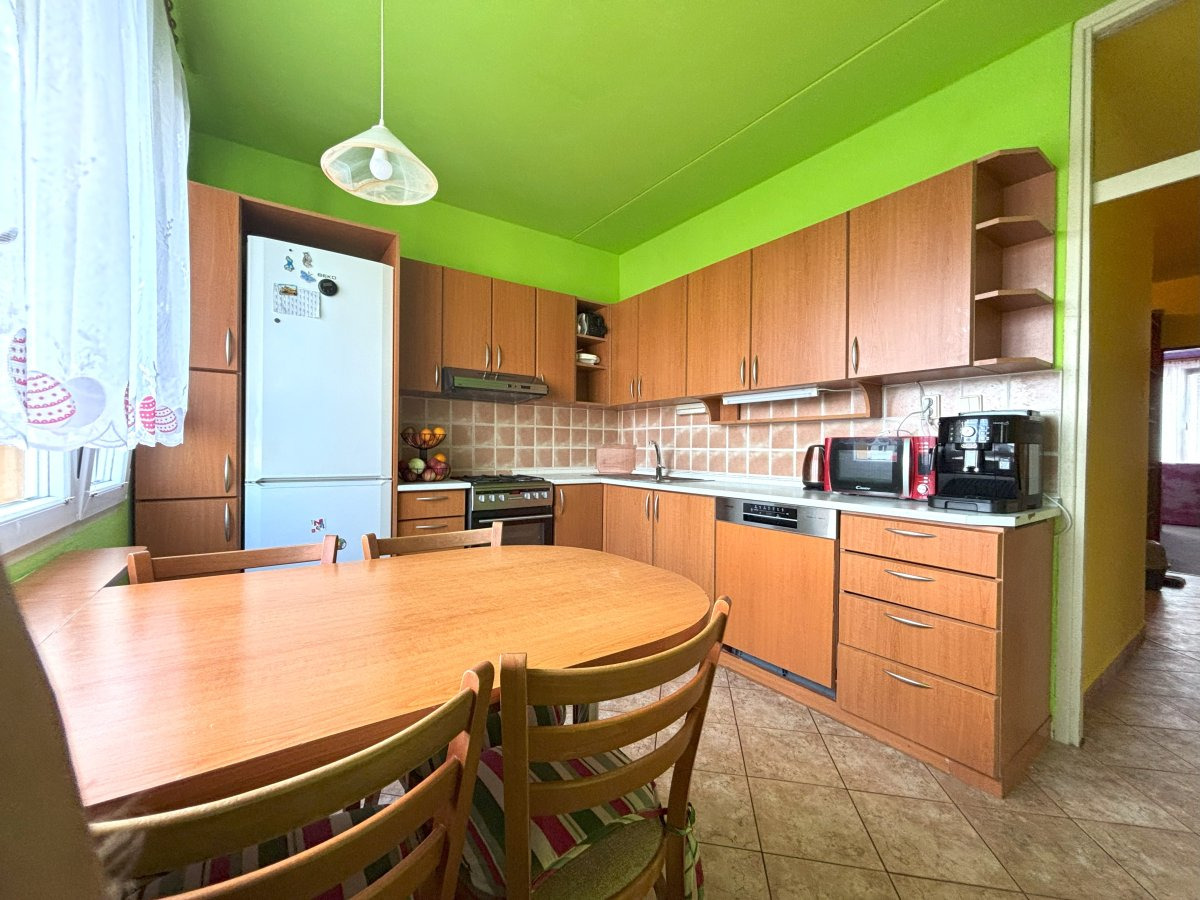 Pronájem bytu 3+1, Strážnická, Plzeň, 16.100,- Kč/měs, 72 m2