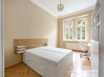 Pronájem bytu, 1+kk, 39 m² obrázek