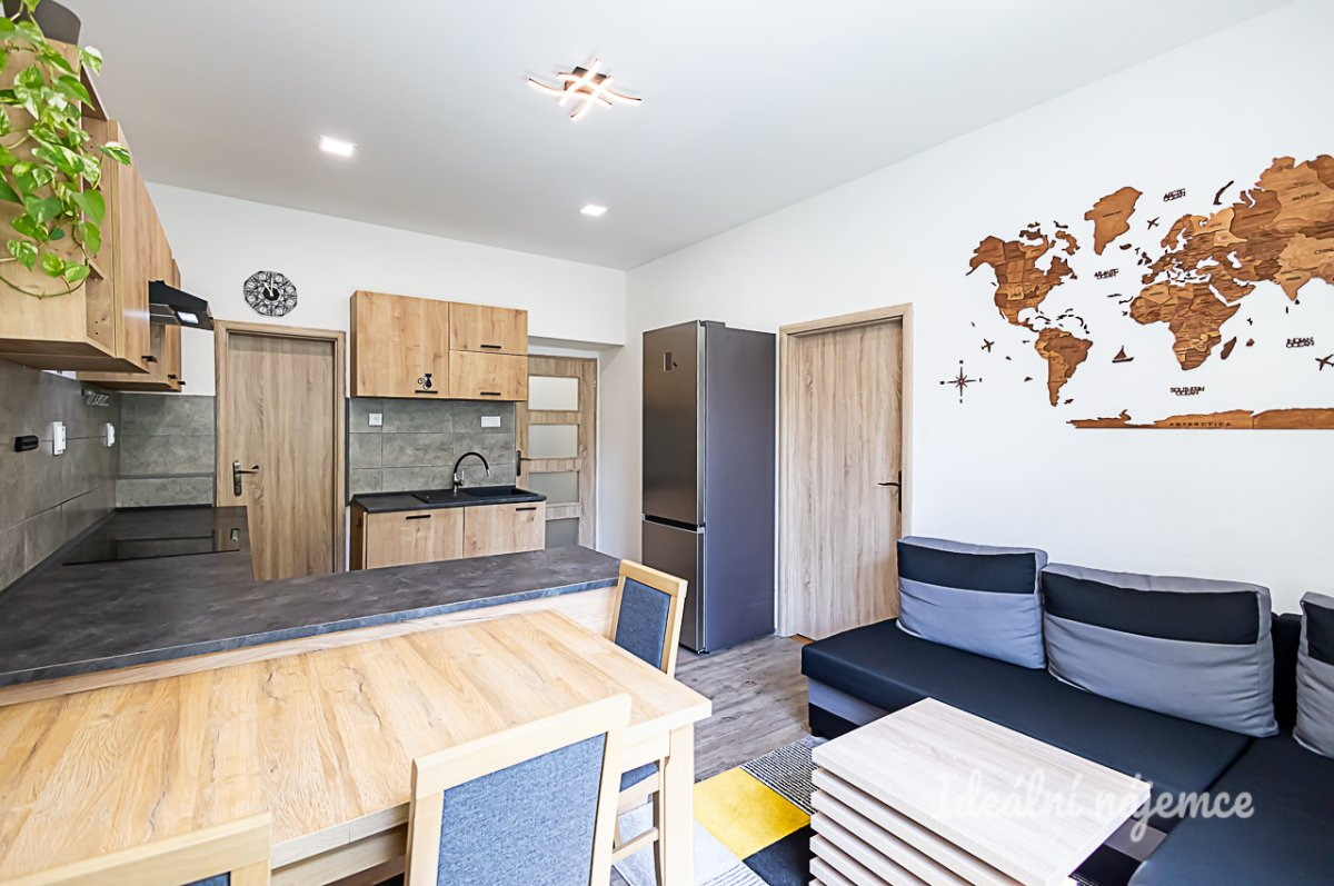 Pronájem bytu 3+kk, Slovinská, Vršovice, 28900 Kč/měs, 67 m2