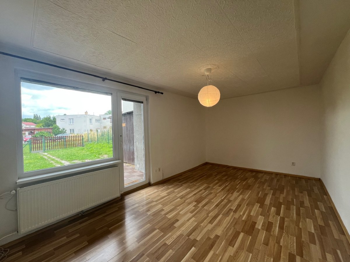 Pronájem bytu 3+1, Dělnická, Kamenný Újezd,  Kč/měs, 63 m2