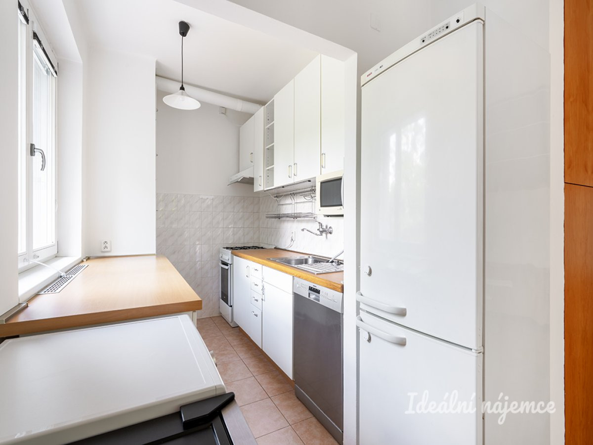 Pronájem bytu 2+1, Pod Skalkou, Smíchov, 23000 Kč/měs, 55 m2