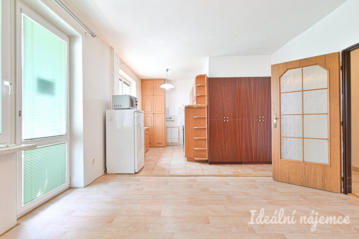 Pronájem bytu 3+kk, Bačovského, Líšeň,  20.500 Kč/měs, 72 m2