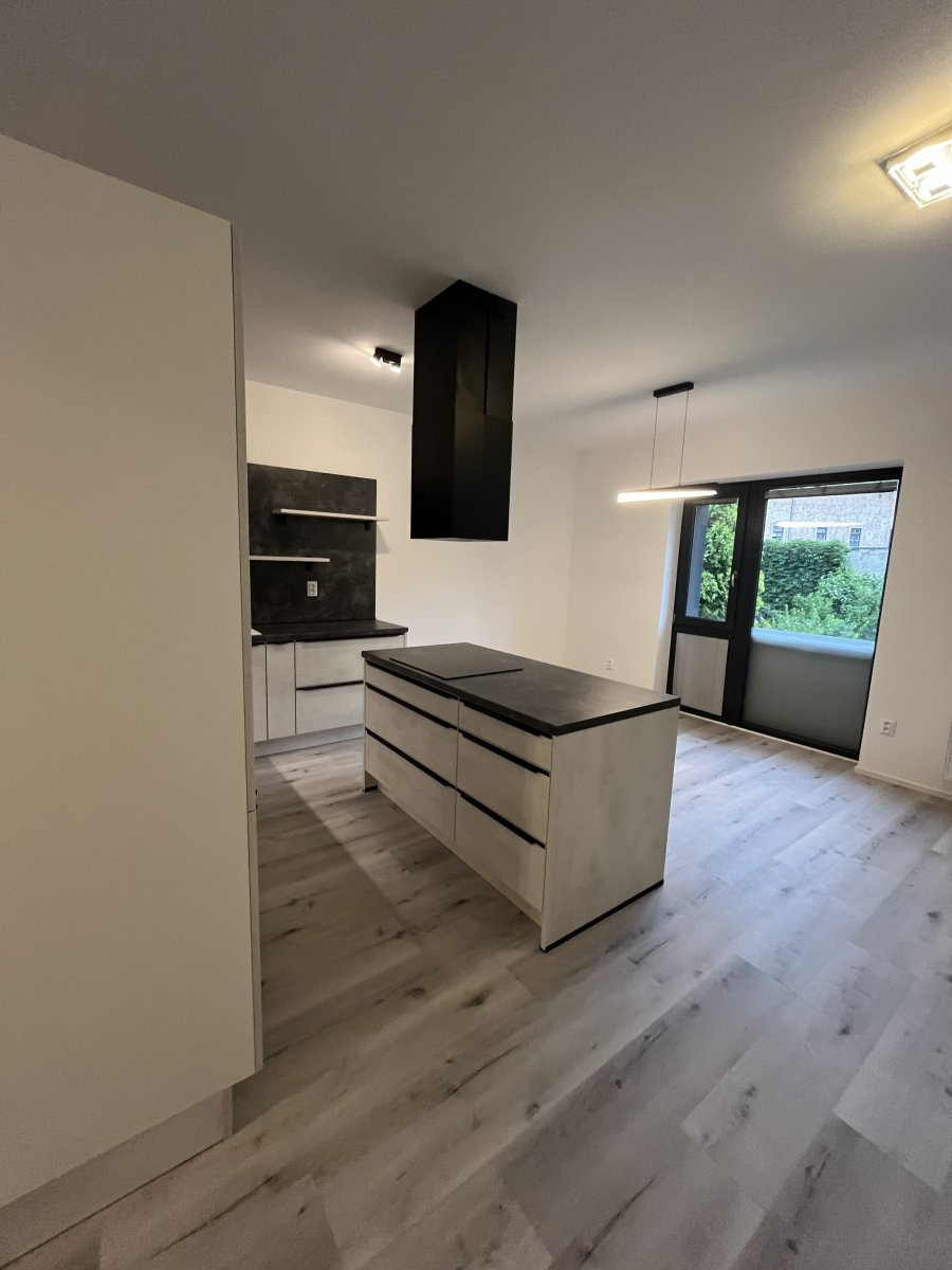 Pronájem bytu 2+kk, Dobrovského, Olomouc-město, 21500 Kč/měs, 64 m2