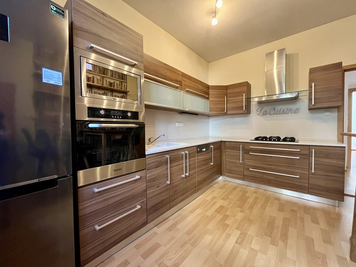 Pronájem bytu 1+1, Macharova, Přívoz, 9900 Kč/měs, 46 m2