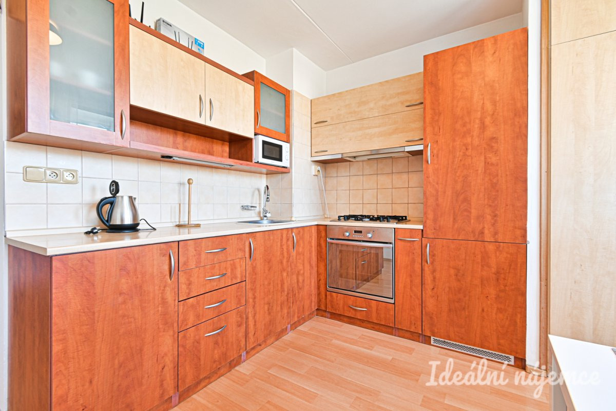 Pronájem bytu 1+1, Horácké Náměstí, Řečkovice,  16.000Kč/měs, 45 m2