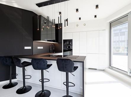 Pronájem bytu, 4+kk, 107 m²