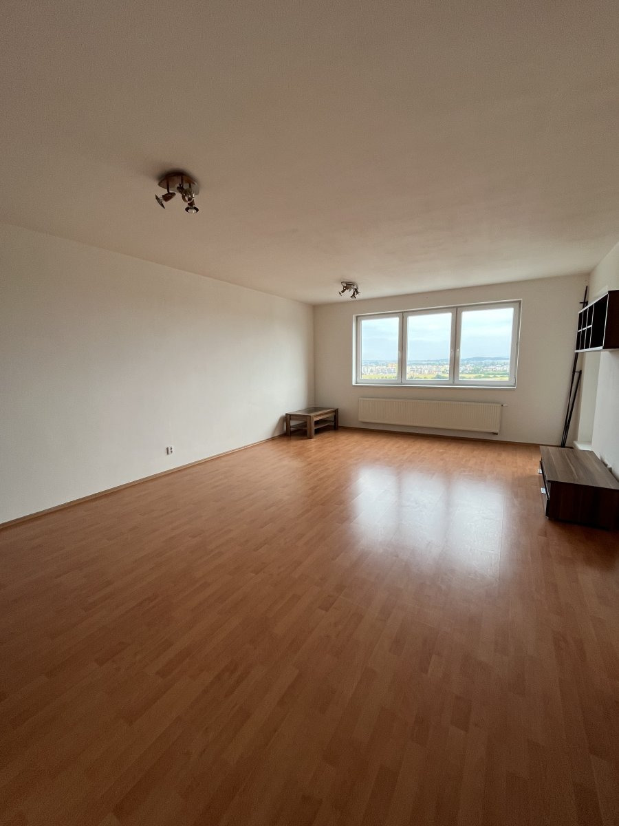 Pronájem bytu 2+kk s garážovým stáním, Horní Lán, Nová Ulice, 16 000 Kč/měs, 71 m2