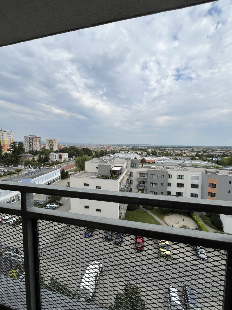 Pronájem bytu 2+kk s garážovým stáním, Horní Lán, Nová Ulice, 16 000 Kč/měs, 71 m2