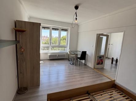 Pronájem bytu, 2+1, 55 m²