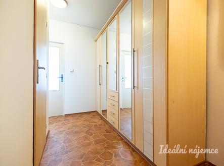 Pronájem bytu, 2+kk, 45 m²