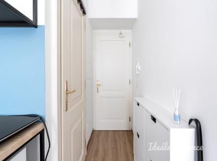 Pronájem bytu, 1+kk, 18 m²