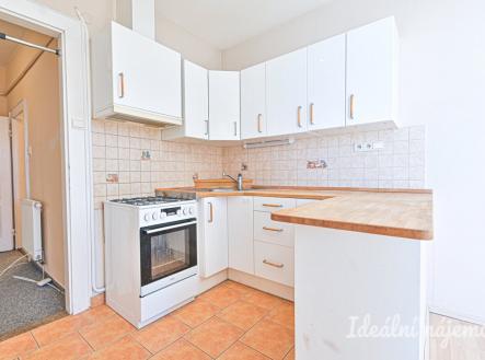 Pronájem bytu, 2+kk, 41 m²