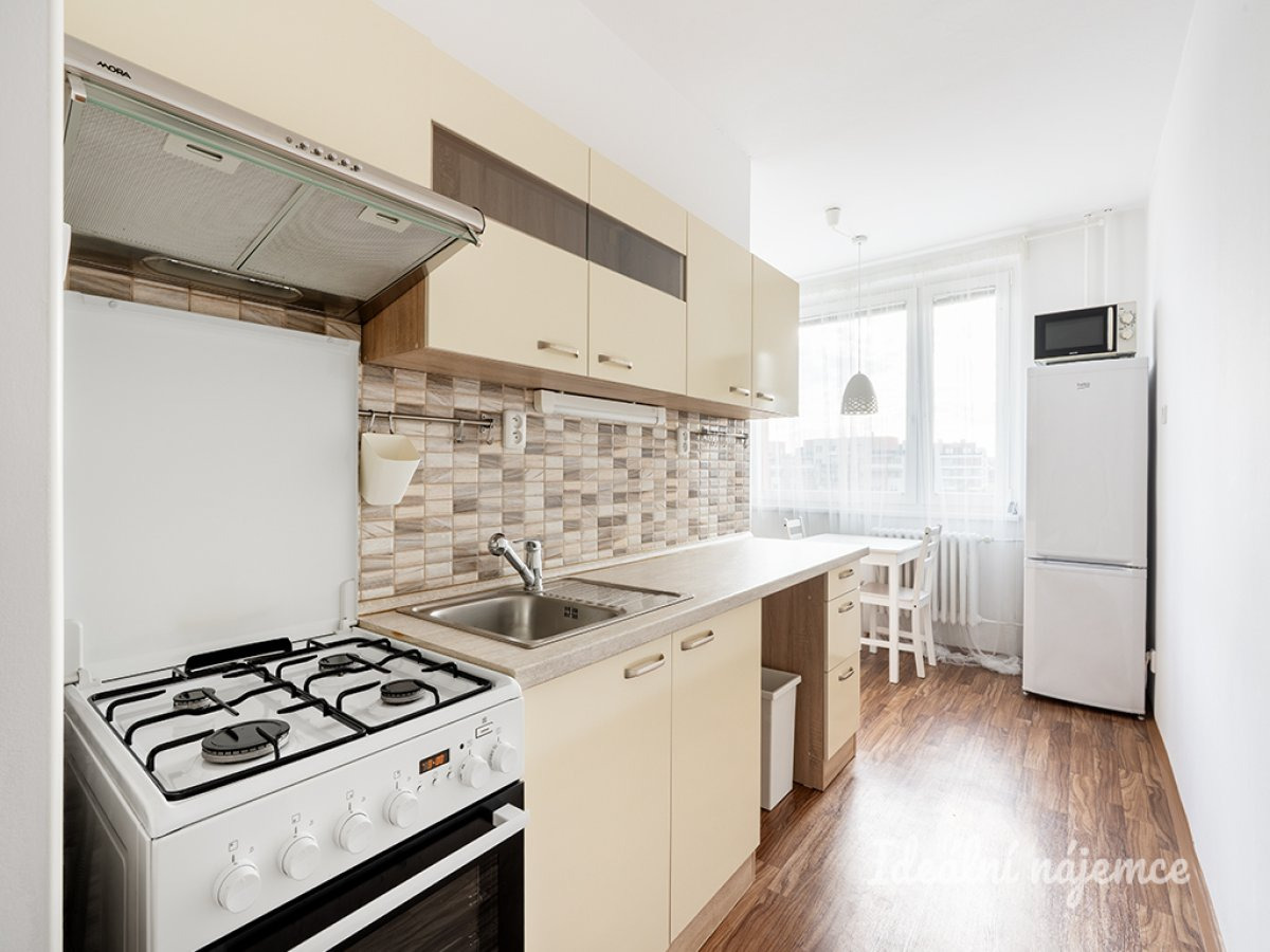 Pronájem bytu 2+1 s balkonem, Tupolevova, Letňany, 22500 Kč/měs, 61 m2
