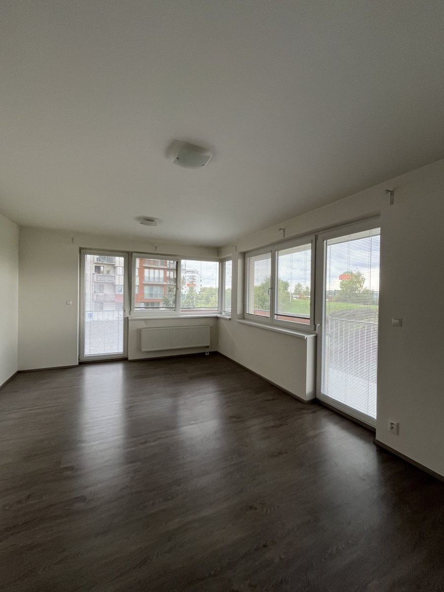 Pronájem bytu 2+kk, Edvarda Beneše, Řepčín, 16000 Kč/měs, 61 m2