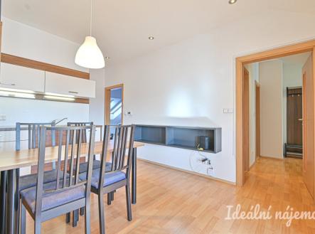 Pronájem bytu, 2+1, 79 m²