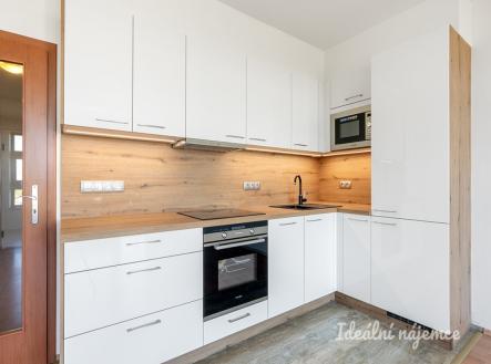 Pronájem bytu, 2+kk, 68 m²