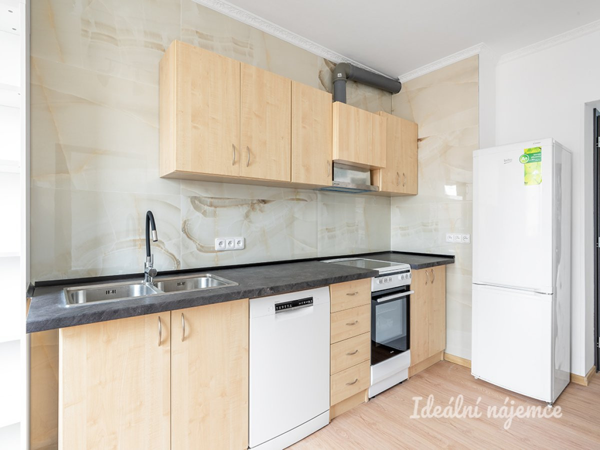 Pronájem bytu 3+1, Pujmanové, Nusle, 27000 Kč/měs, 68 m2