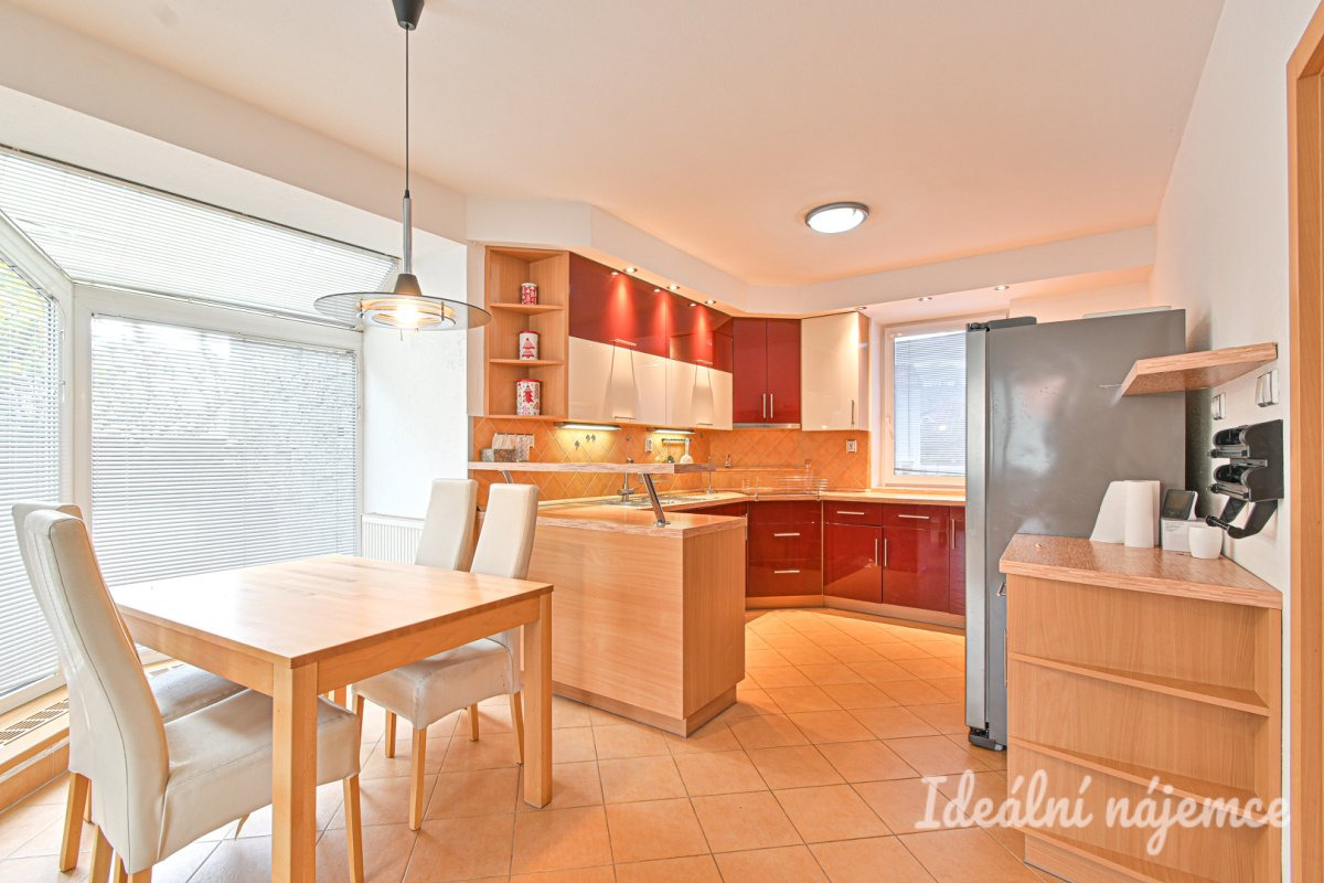 Pronájem bytu 4+kk, Metelkova, Kuřim