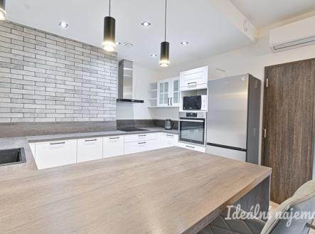 Pronájem bytu, 2+kk, 57 m²