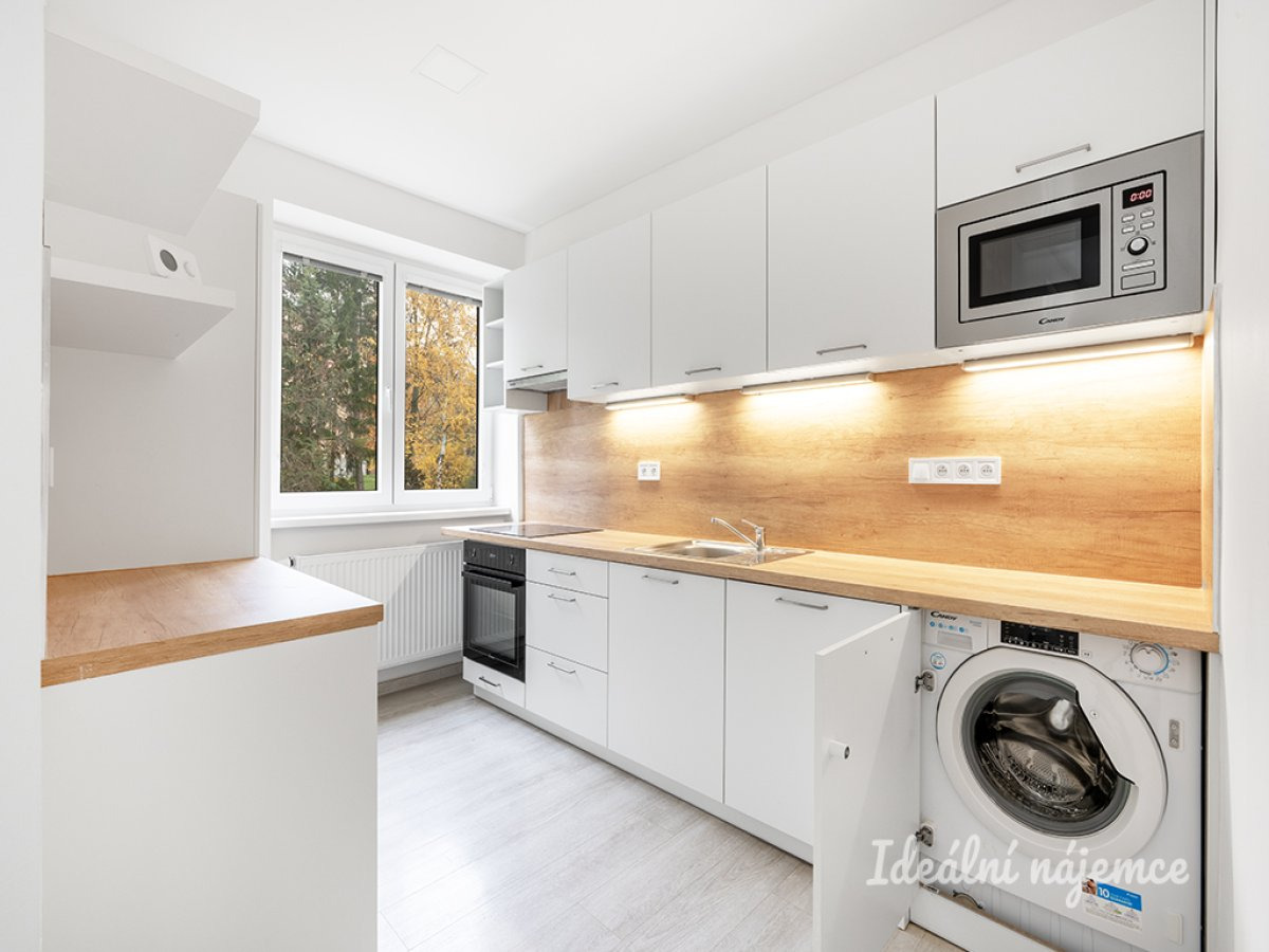 Pronájem bytu 3+1, Rosečská, Krč, 31000 Kč/měs, 84 m2