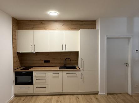 Pronájem bytu, 1+kk, 39 m²