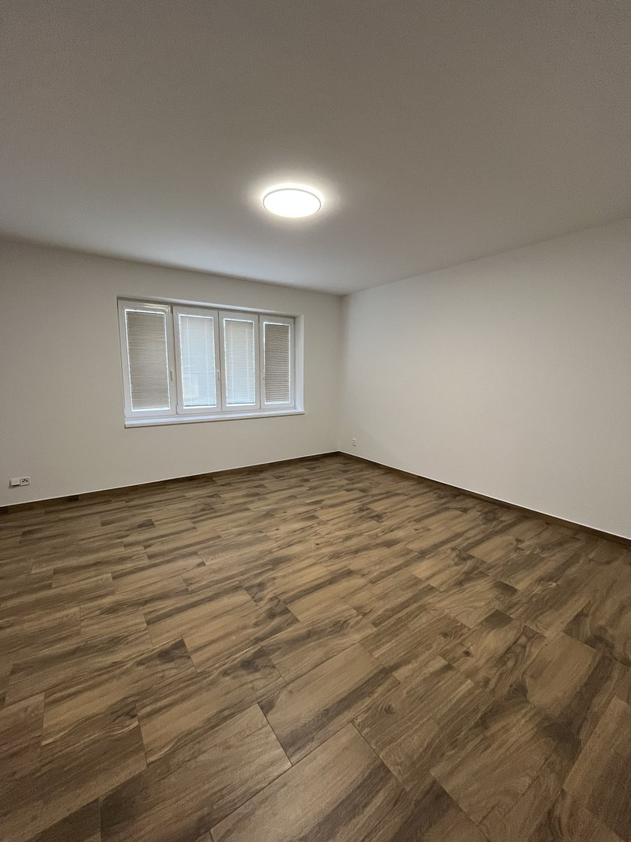 Pronájem bytu 2+1, Holická, Hodolany, 18000Kč/měs, 68 m2