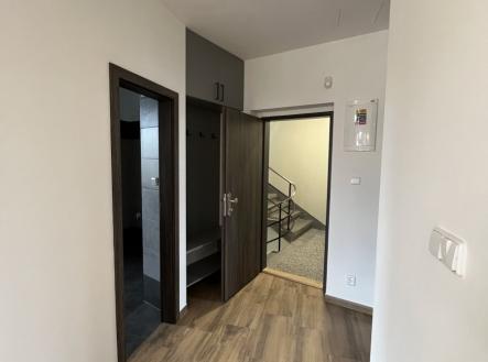 Pronájem bytu, 2+1, 68 m²