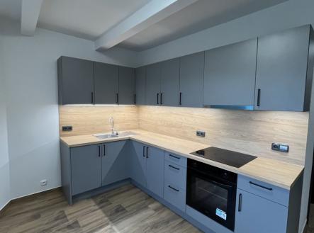 Pronájem bytu, 2+1, 68 m² obrázek