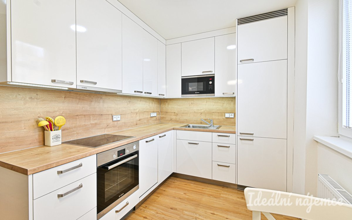 2+1, Palackého třída