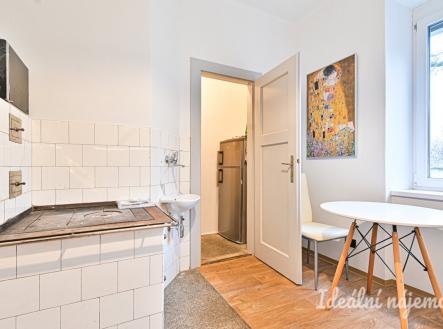 Pronájem bytu, 2+1, 64 m²