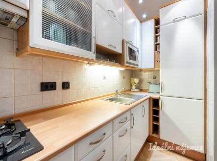 Pronájem bytu, 2+1, 71 m²