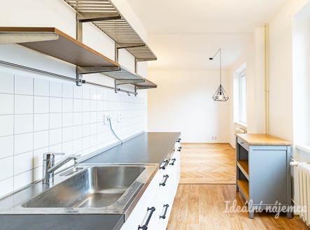 Pronájem bytu, 3+kk, 62 m²