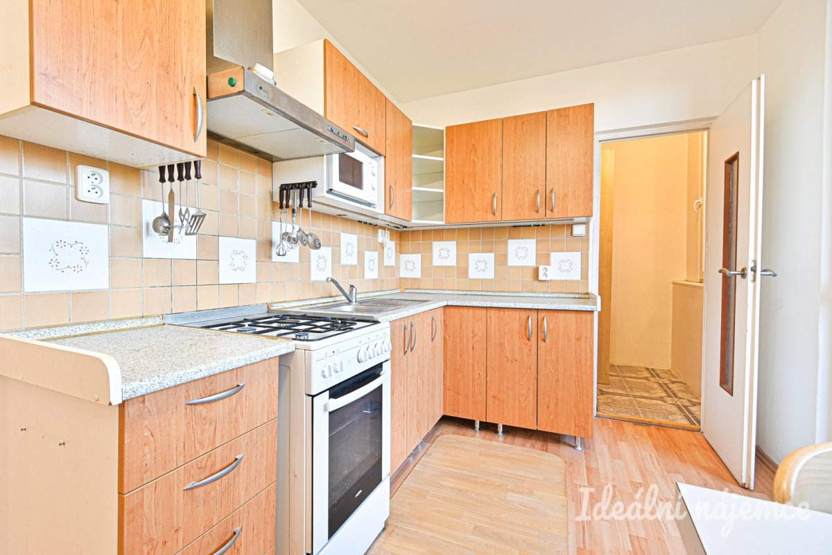 3+1, Kamanova, Královo Pole