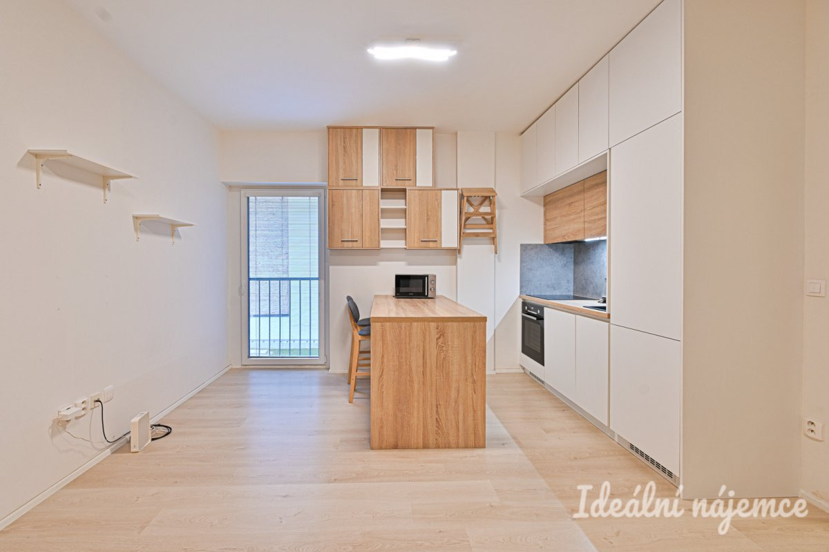 Pronájem bytu 2+kk, Přadlácká, Zábrdovice, 19.900 Kč/měs, 49 m2