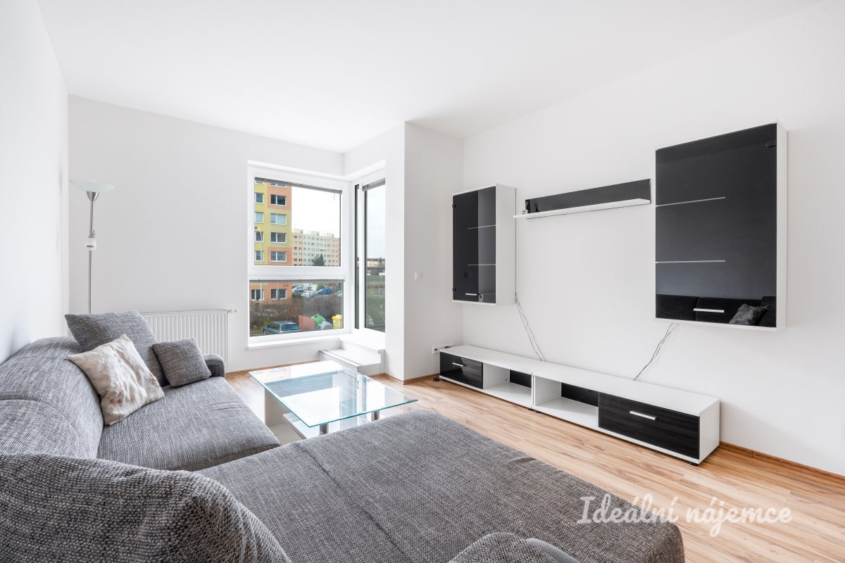 Pronájem bytu 2+1, Hornoměcholupská, Horní Měcholupy, 22500 Kč/měs, 53 m2