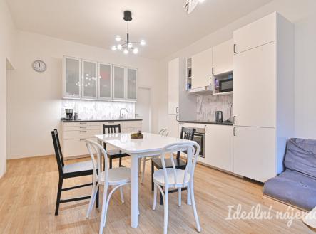 Pronájem bytu, 4+kk, 90 m²