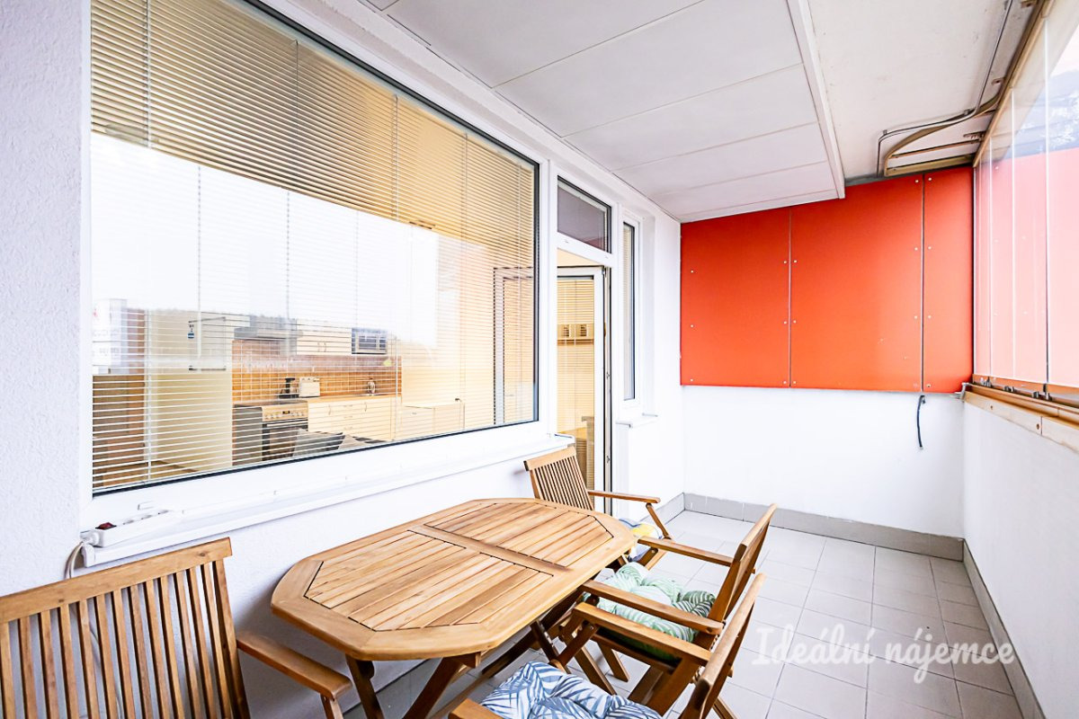 Pronájem bytu 1+kk, Poděbradská, Vysočany, 36 m2