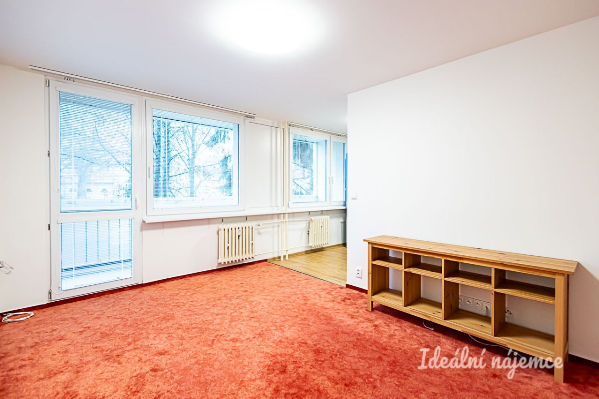 Pronájem bytu 3+1 s lodžií, Litoměřická, Prosek, 25900 Kč/měs, 54 m2