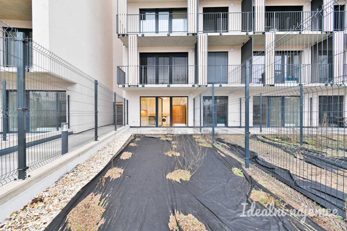 Podnájem bytu 1+kk, Dornych, Komárov  18.000 Kč, 30 m2